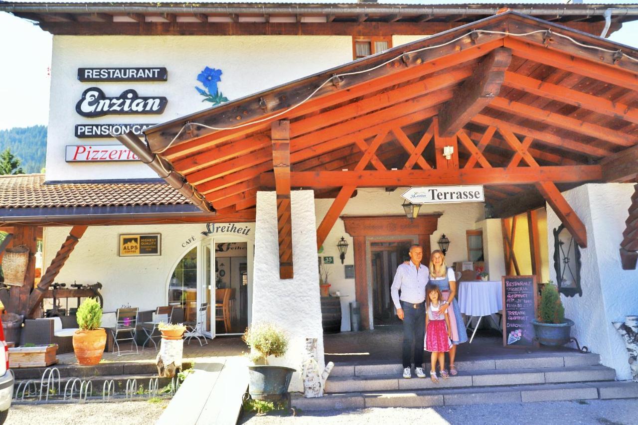 Gasthof Enzian Tannheim Exteriör bild