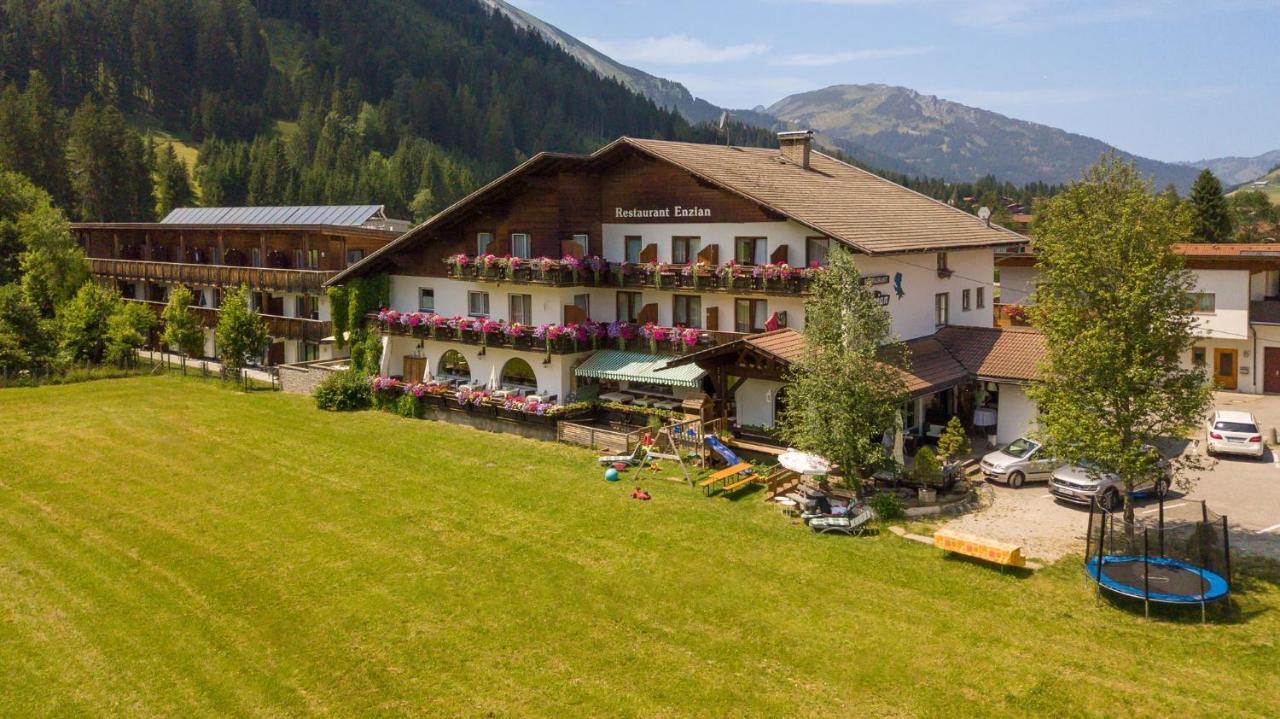 Gasthof Enzian Tannheim Exteriör bild