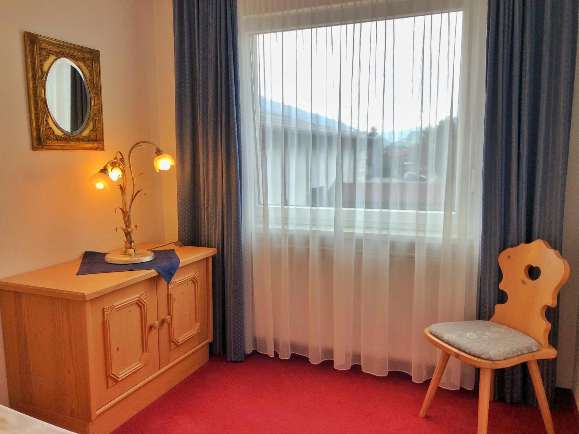 Gasthof Enzian Tannheim Rum bild