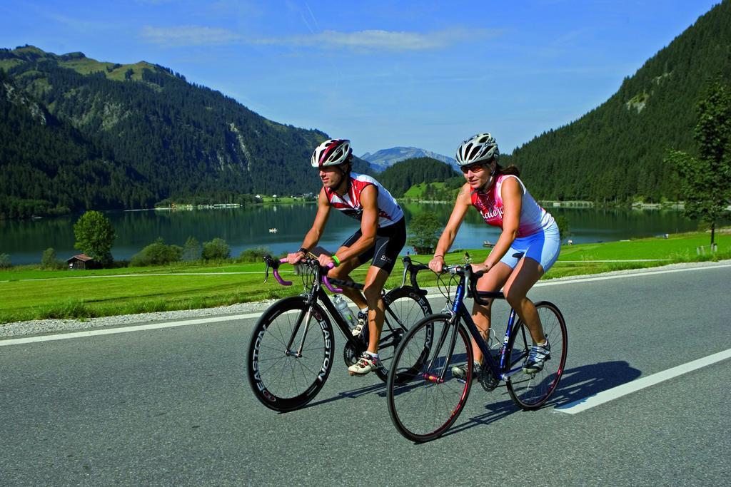 Gasthof Enzian Tannheim Exteriör bild